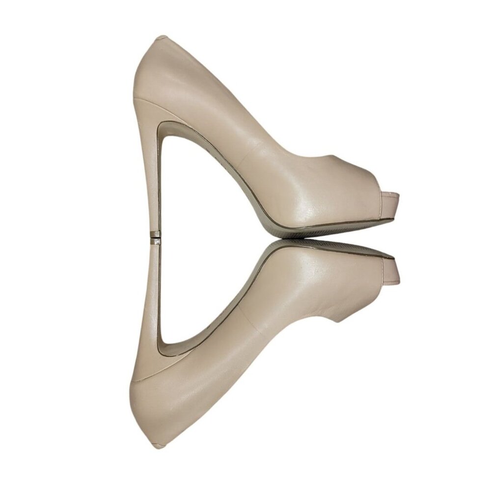 Charles By Charles David Peep Toe Beige Patent Leather Heels Size 8 - Picture 3 of 10